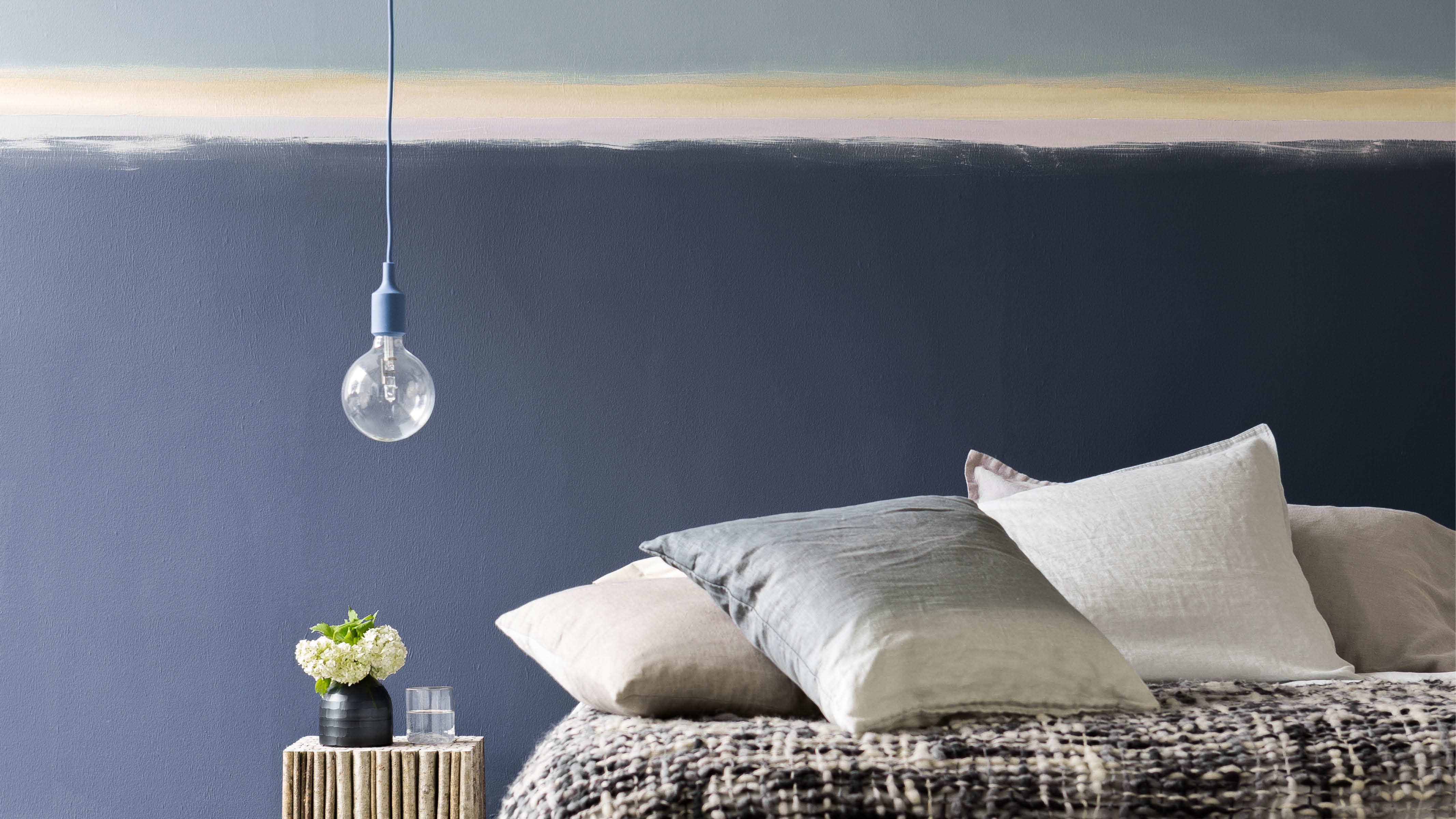 Une chambre d’amis reposante Créez une chambre d’amis polyvalente en choisissant une palette de couleurs neutres et simples que vous pouvez agrémenter de tissus d’ameublement et d’accessoires.